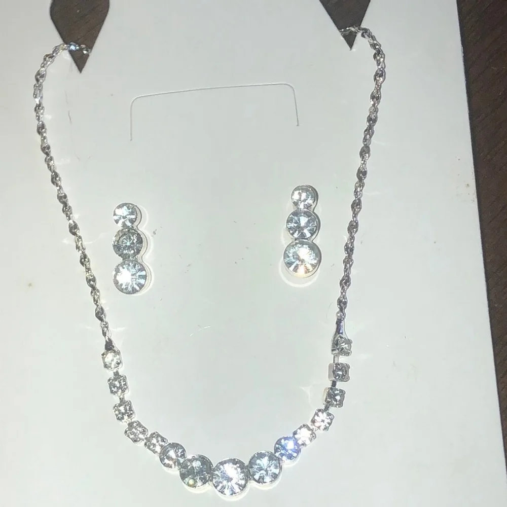 Charlestone Elegant Silver Tone Austrian Crystal Necklace and Earring Set